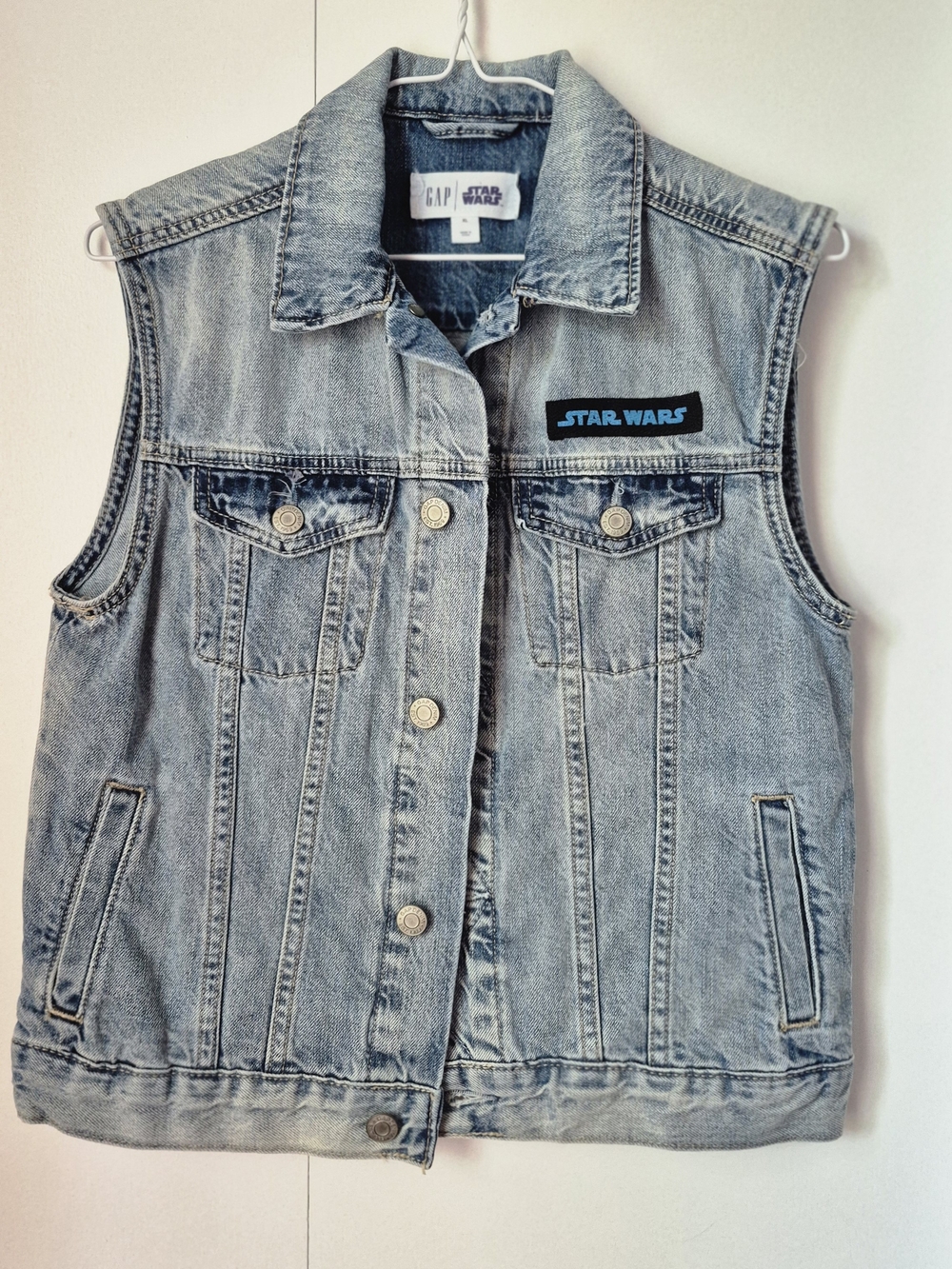 EUC GAP x Star Wars Light Wash Denim Vest YOUTH XL/ WOMEN XS